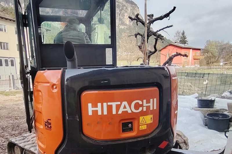 OmecoHub - Immagine HITACHI ZX65USB